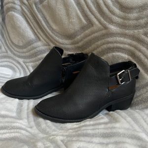 Black ankle boots.